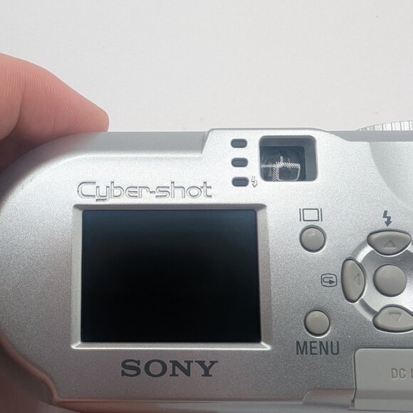 **SOLD** Sony Cyber Shot DSC-P73 Digital Camera - 4.1MP 3x Optical Zoom Y2K - Picture 3 of 14